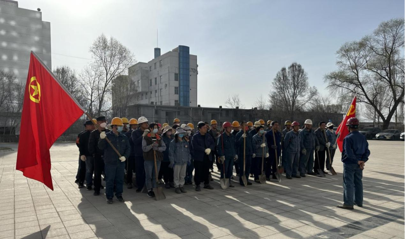 物產(chǎn)工投公司基層黨支部和公司團(tuán)支部聯(lián)合開(kāi)展&ldquo;共筑家園 正植有你&rdquo;主題黨日、團(tuán)日活動(dòng)