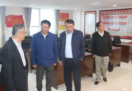 青海省副省長、省國資委黨委書記、主任王黎明，蒞臨省物產(chǎn)集團調(diào)研指導(dǎo)工作