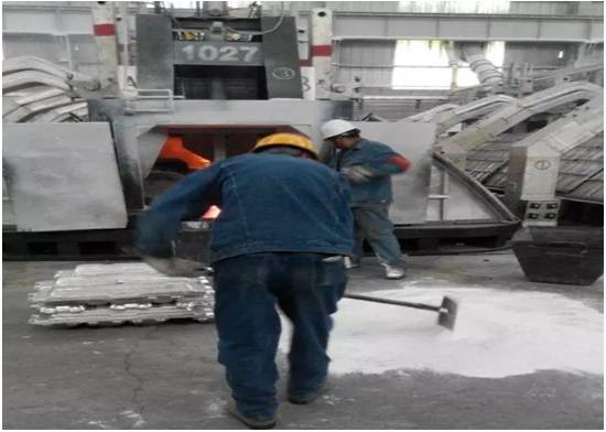 加強法治觀念、保障安全生產(chǎn)  嚴抓細管助推電解鋁安全生產(chǎn)新局面