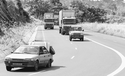 搭中國快車，促非洲發(fā)展
