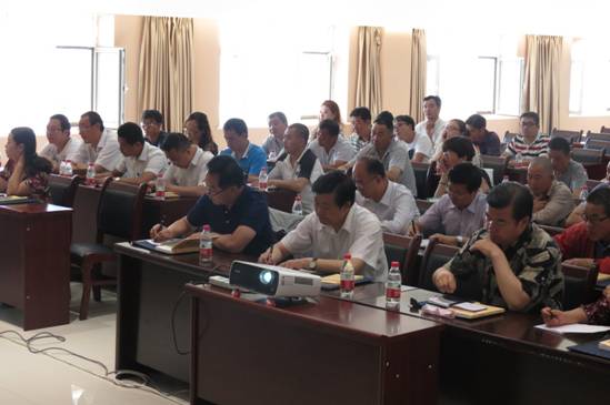 加強(qiáng)業(yè)務(wù)培訓(xùn)，提升工作能力